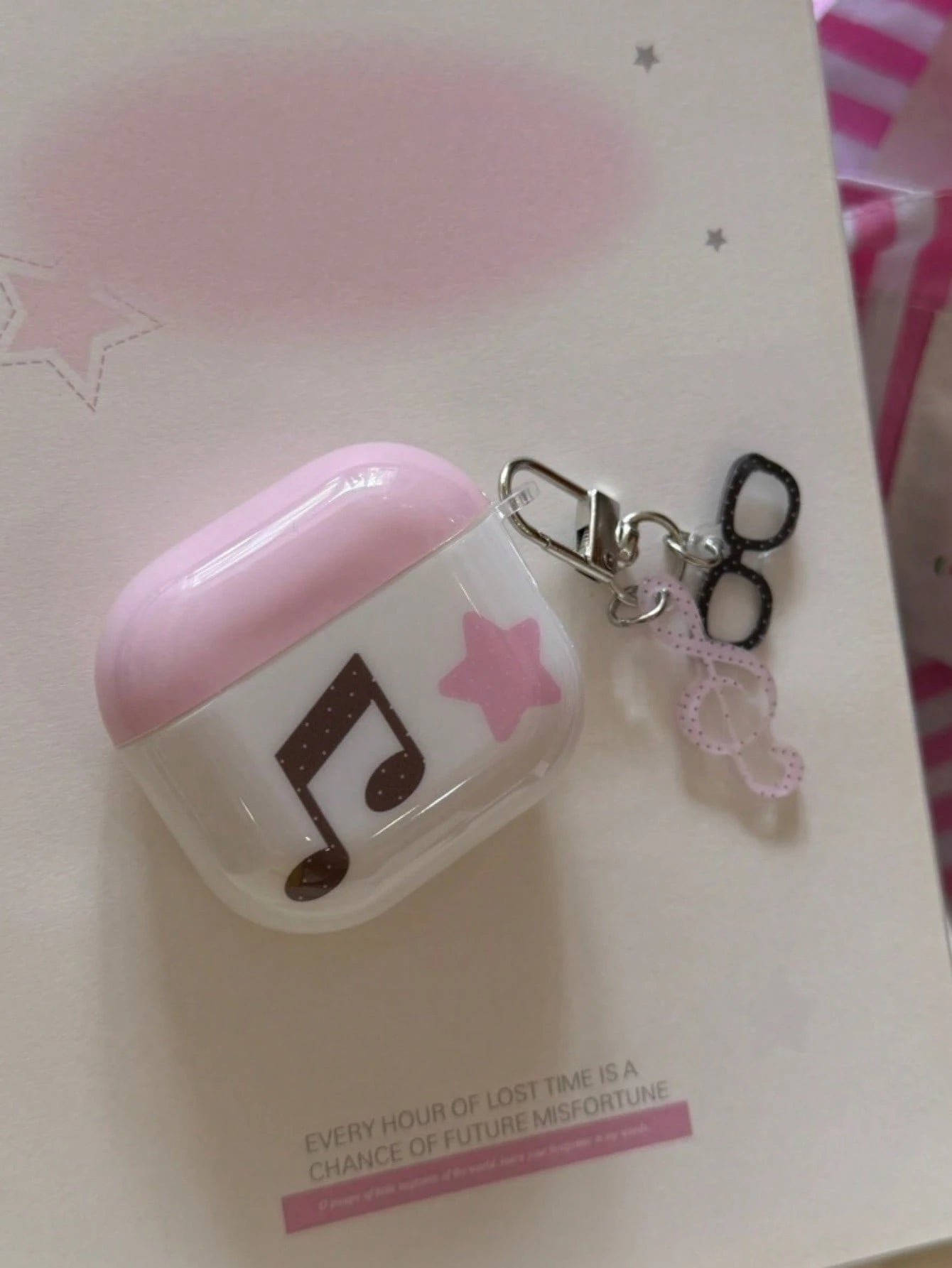 Niche Pink Star & Music Note Pendant Protective Case Compatible With Apple Pods 4, Pods Pro 3, Pods 1/2, New 3rd Gen Bluetooth Earbuds, Anti-Drop Soft Shell