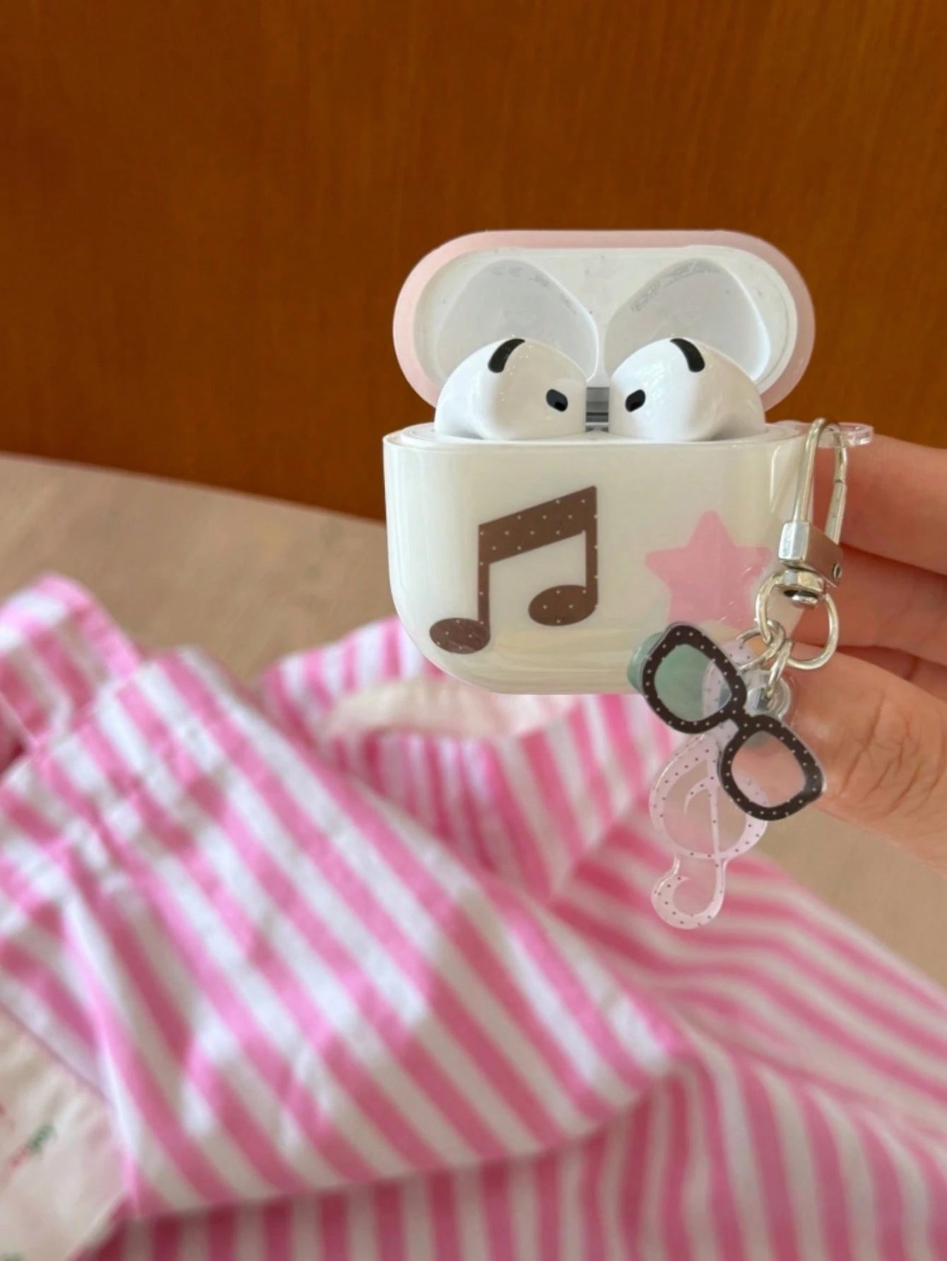 Niche Pink Star & Music Note Pendant Protective Case Compatible With Apple Pods 4, Pods Pro 3, Pods 1/2, New 3rd Gen Bluetooth Earbuds, Anti-Drop Soft Shell