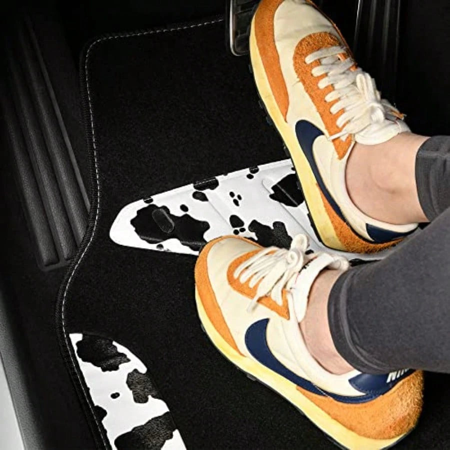 Of Univeral Fit Car Floor Ma Cow Print Car Ma Fit For UV Edan Truck Et Of 4pc Car Carpet With Driver Heel Pad And Nib Backing Or C Wen Girly Y Black White