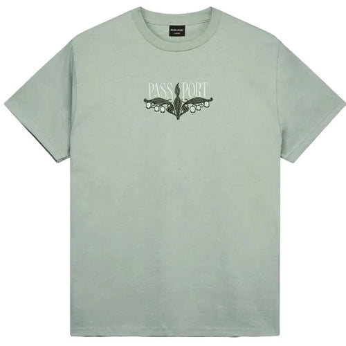 Pass port t-shirt lily of the valley verde