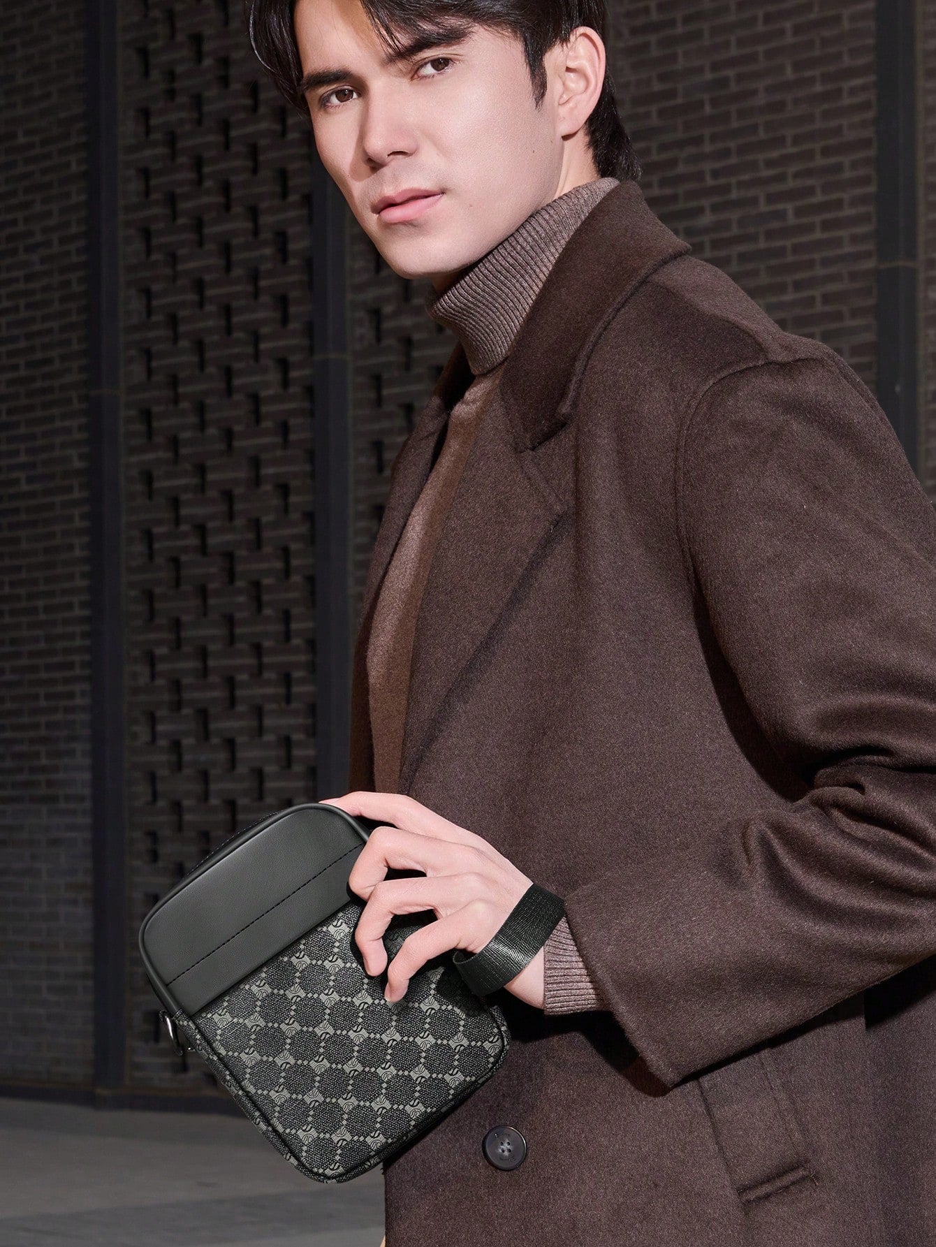 peach tree Men's Box Bag,  PU Waterproof  Suitable For Business Trip,  Large Capacity, Portable