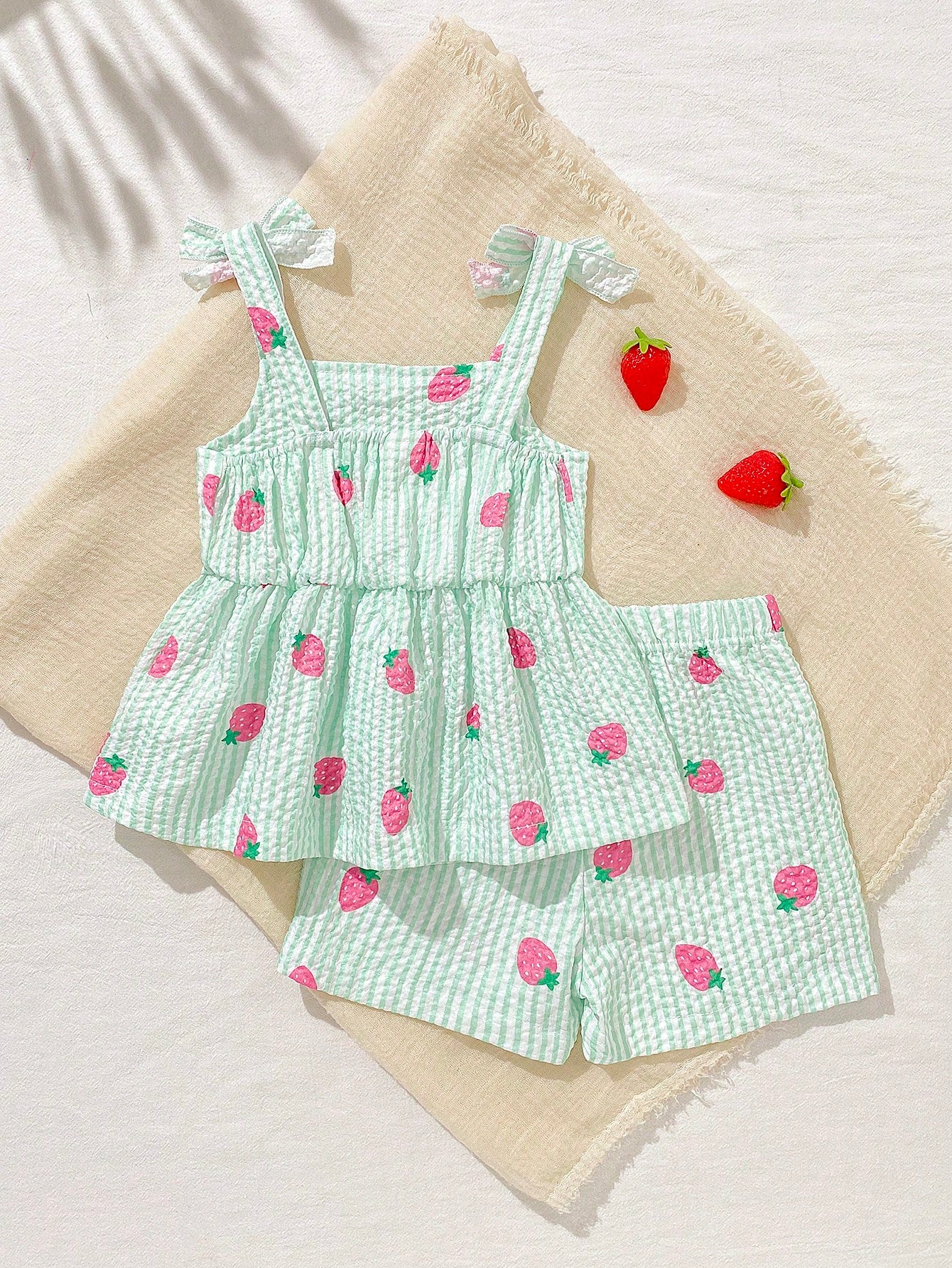 Playful Pals 2pcs Baby Girl Toddler/Newborn 0-3Y Casual Everyday Cute Vacation Striped Bow Decor Camisole Top + Shorts Set, Spring/Summer