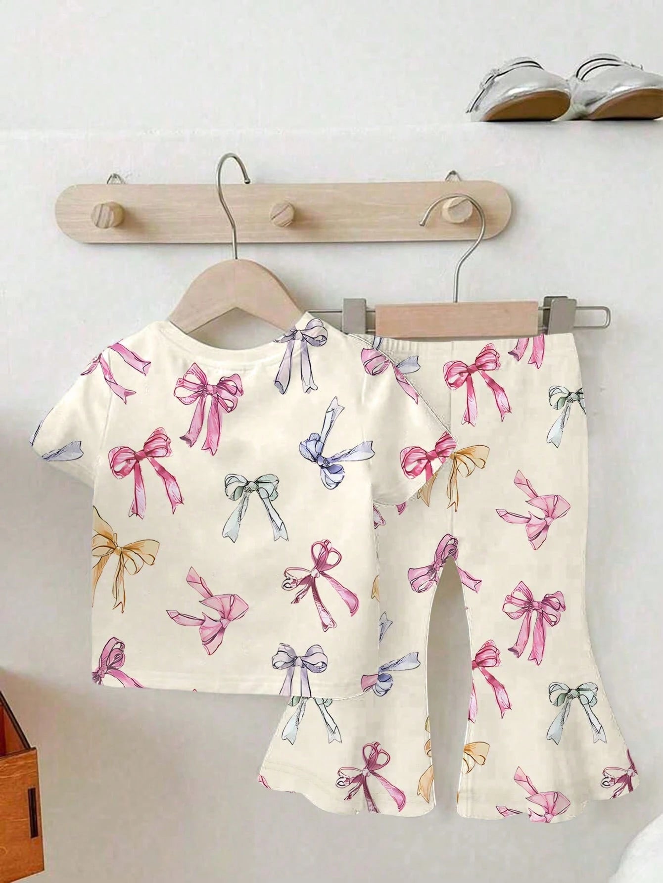 Playful Pals Baby Girl Short Sleeve Round Neck T-Shirt And Pants Fashion Summer Outfit Set