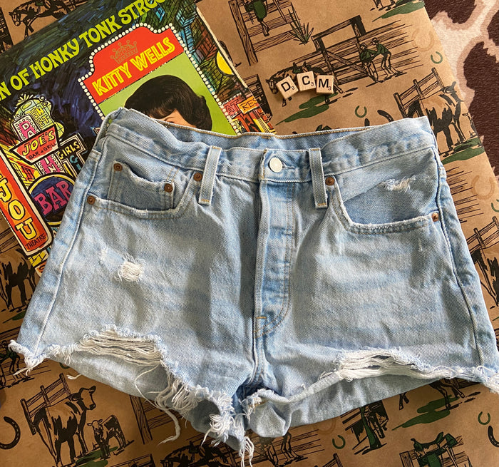 Pre-Loved Levi's Distressed Denim Jean Shorts *Size 28 - Deer Creek Mercantile