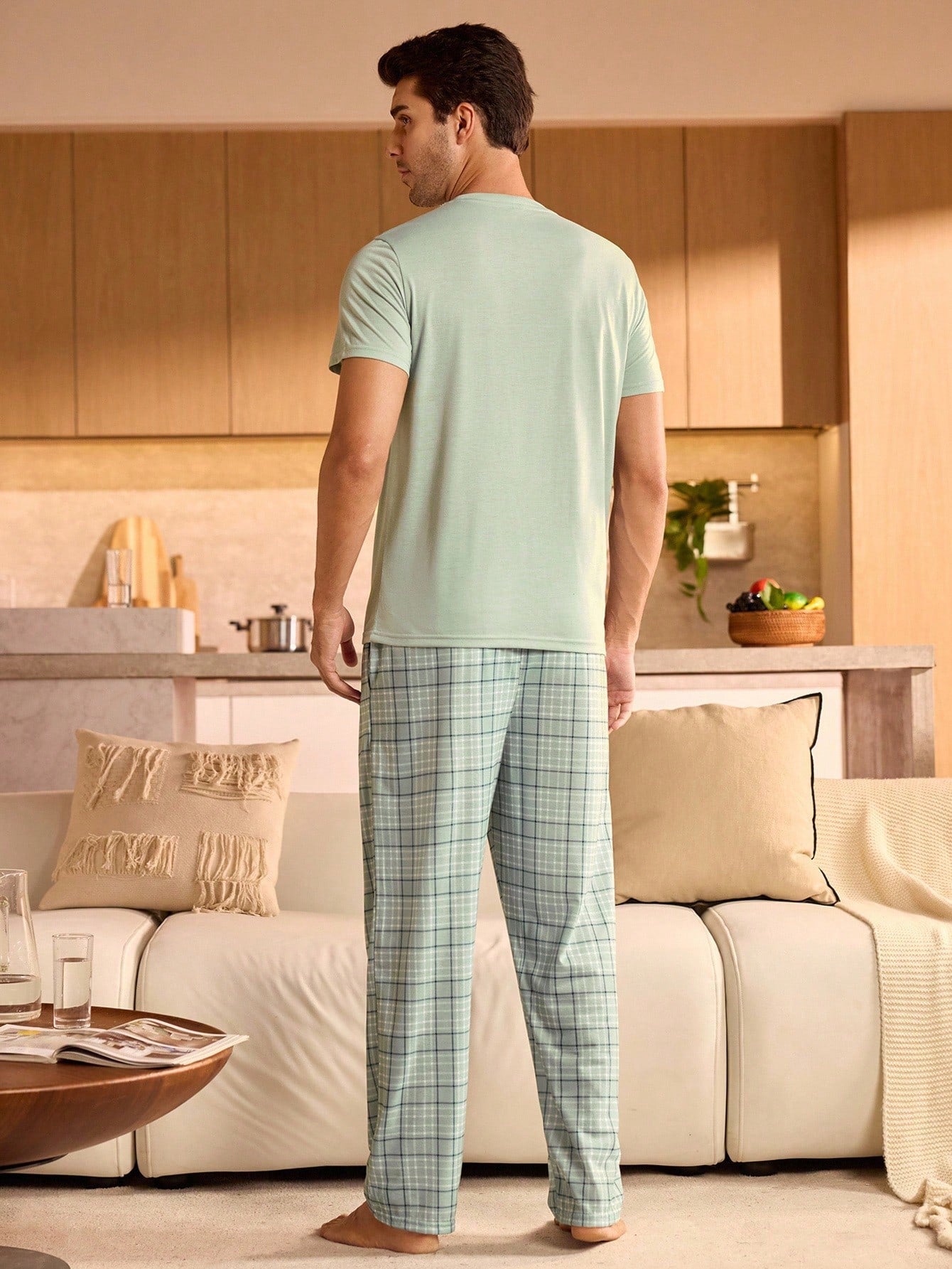 Provexi Men's Pocket Crew Neck Short Sleeve Top And Plaid Pants Pajama Set Men Lounge Set Men Pjs Set