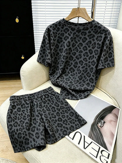 Resyla Ins Super Popular American Retro Leopard Print Loose Casual 2-Piece Set, Korean Style Slouchy Grey Leopard Print Home & Outdoor 2-Piece Outfit, Sweet Cool Hot Girl Style Polka Dot Leopard Print