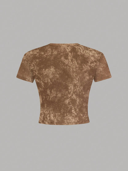Rovax Women Outfits, Women Top, Casual Tank Top, Now, Fashion Tops, Streetwear Tops, Streetwear Women, Y2k Tops, Y2k Clothes
