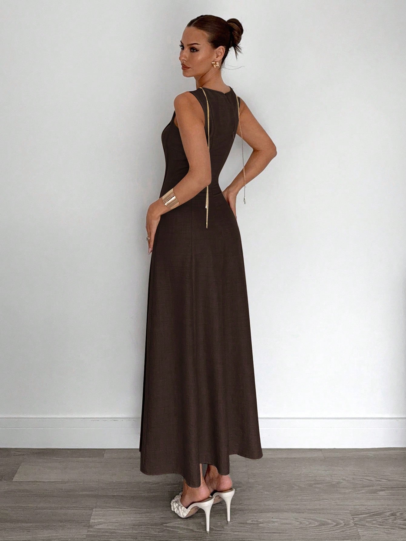 Siren Gaze Summer New Pleated Sleeveless A-Line Dress,Elegant Dresses For Women, Party Holiday Evening Brown Casual
