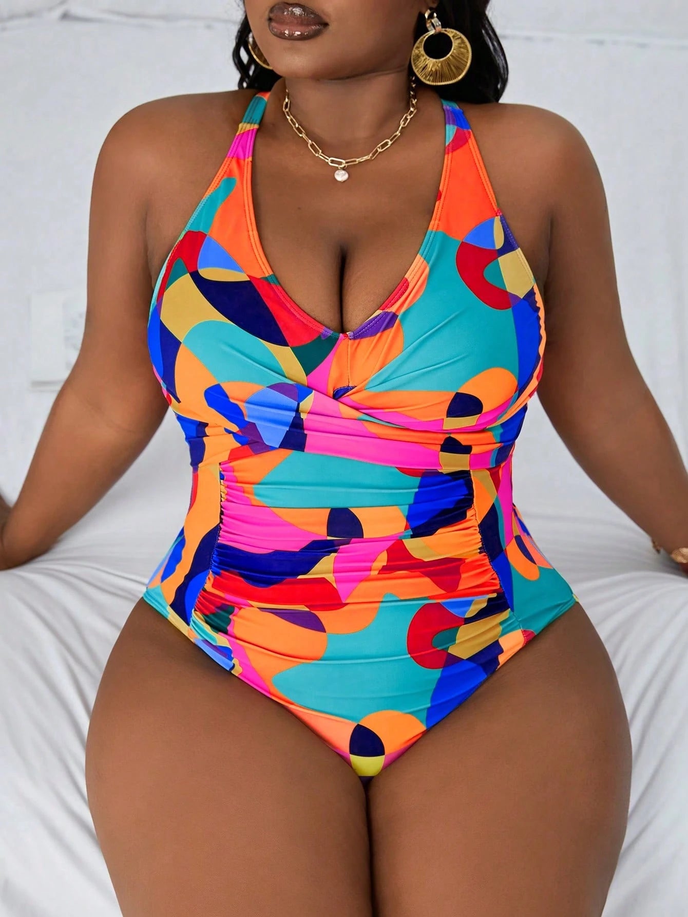 Slaydiva Plus Size Floral Print One-Piece Swimsuit, Simple & Figure-Flattering, For Summer Beach Vacation