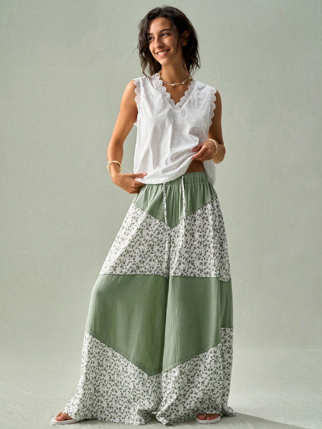 SoleilVie Spring Summer New Floral Patchwork Wide-Leg Pants Regular Waist Elastic Waist Resort Maxi Pants