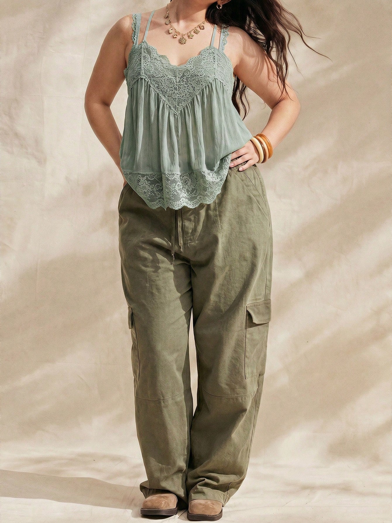 Solflare Sage Green Plus Size Women's Summer Contrast Lace Fashion Camisole Tank Top Vacation Boho