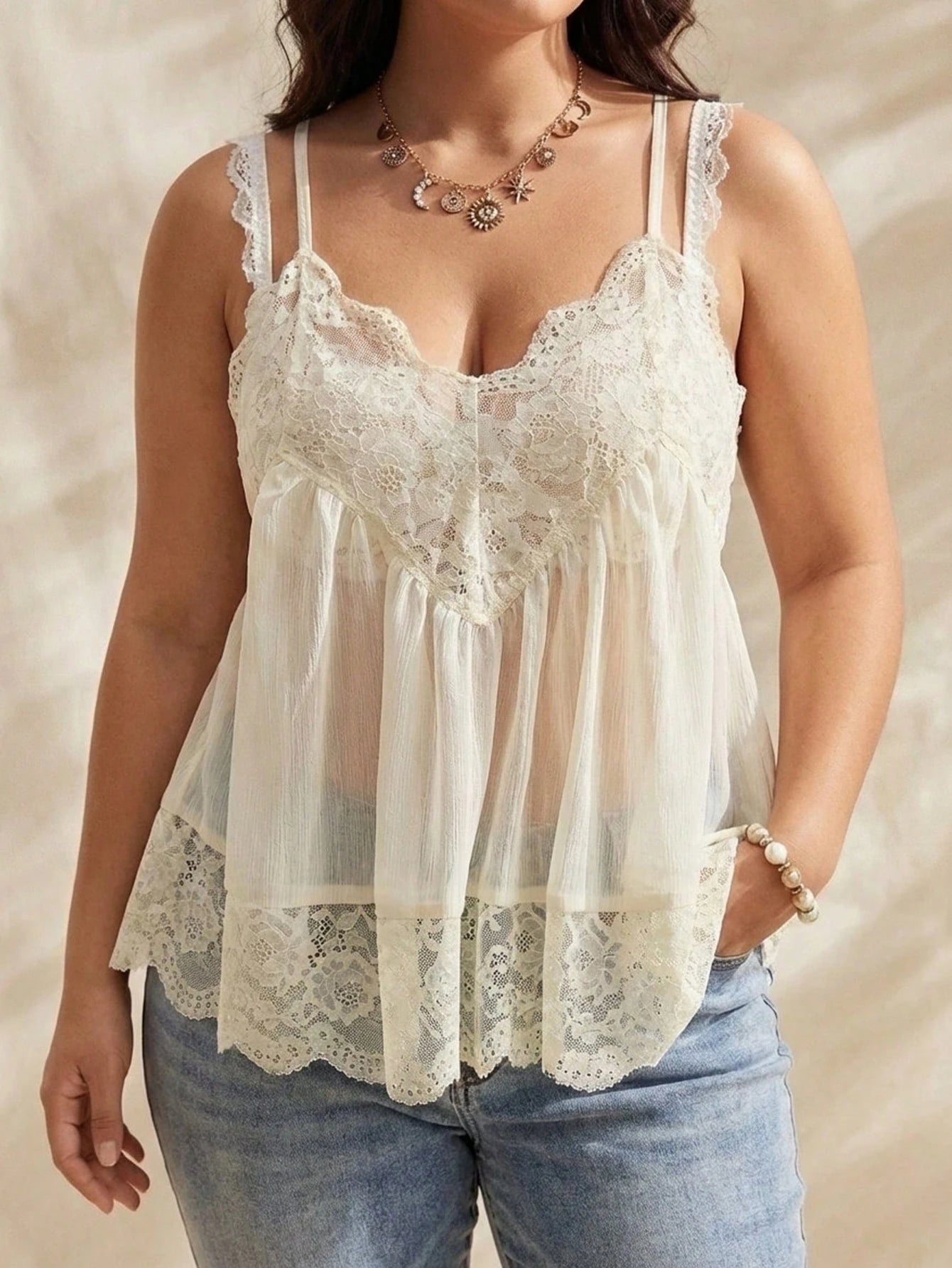 Solflare Sage Green Plus Size Women's Summer Contrast Lace Fashion Camisole Tank Top Vacation Boho