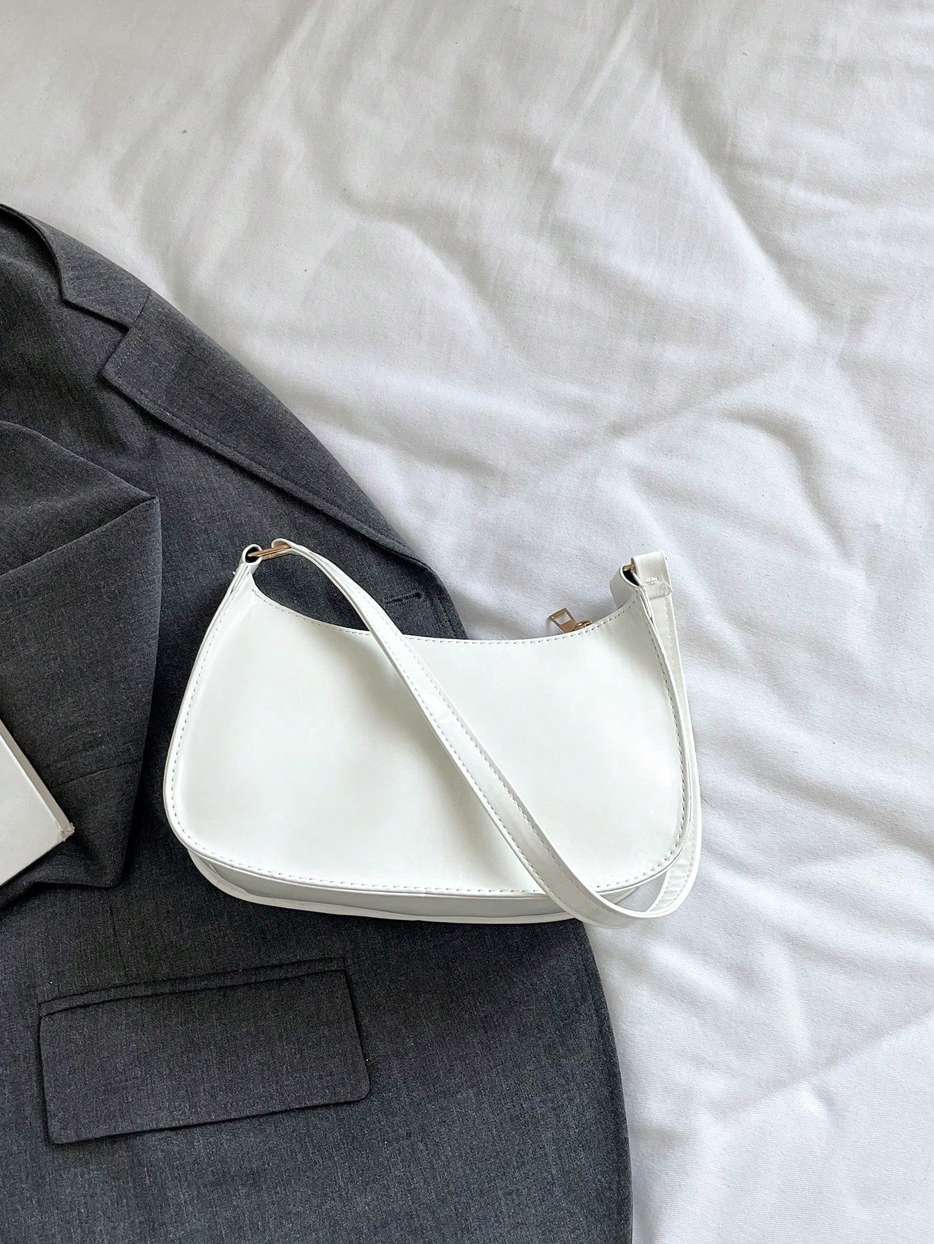 Solid Color Simple & Elegant Shiny Stylish & Cute & Atmospheric Shoulder Bag, Old Money