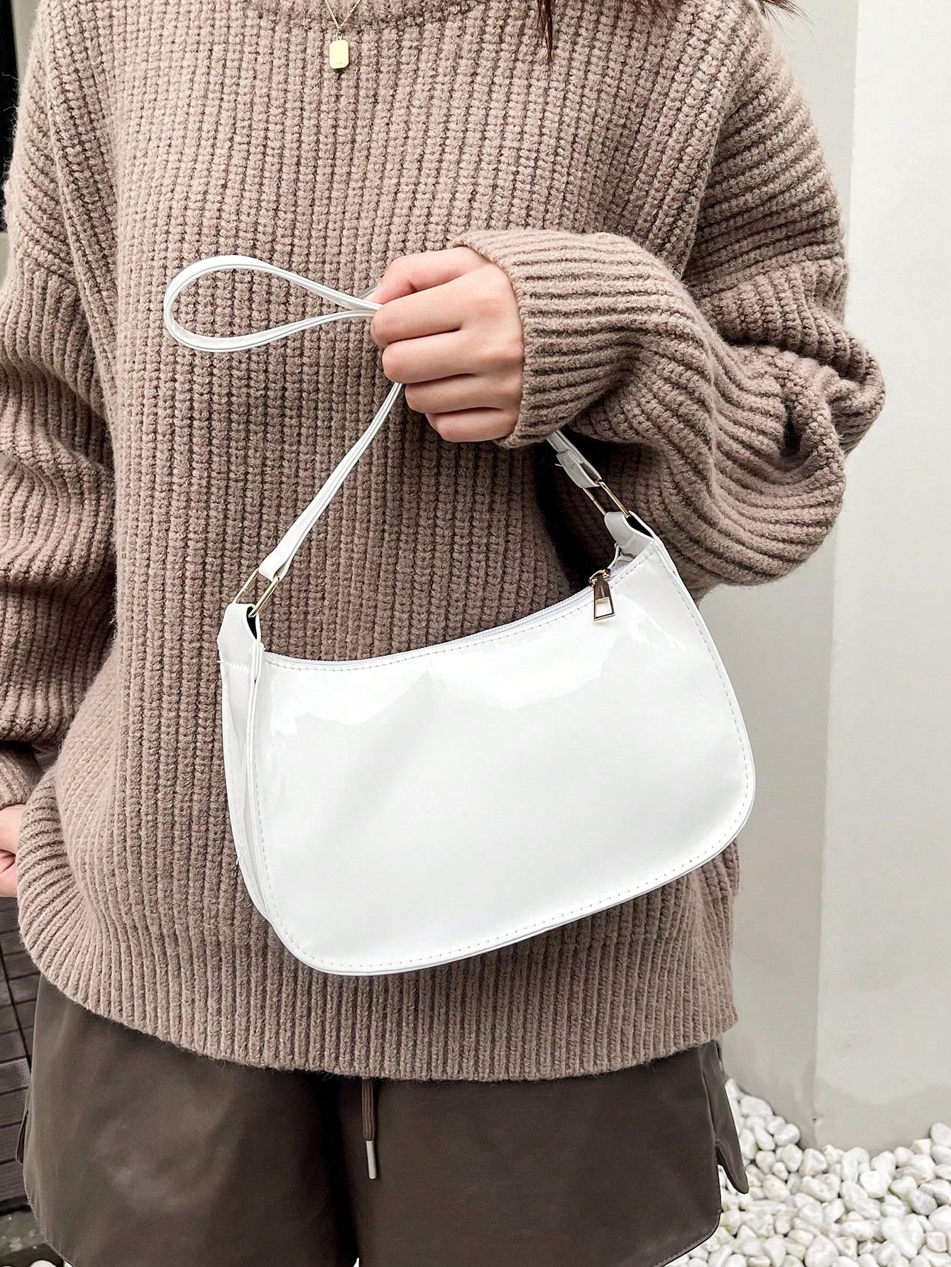 Solid Color Simple & Elegant Shiny Stylish & Cute & Atmospheric Shoulder Bag, Old Money
