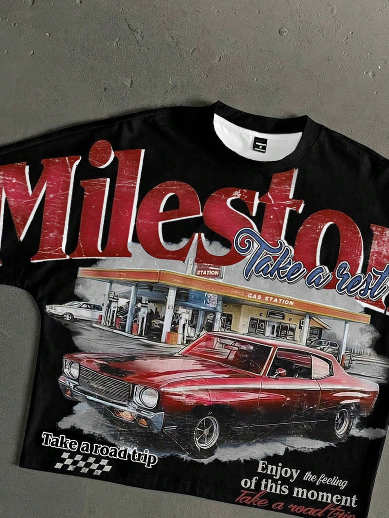 StoneGrade Retro American Gas Station Shop Print White Summer Streetwear City Break Loose Fit Batwing Sleeve Cropped T-Shirt For Men,Fashionable Couple Gift
