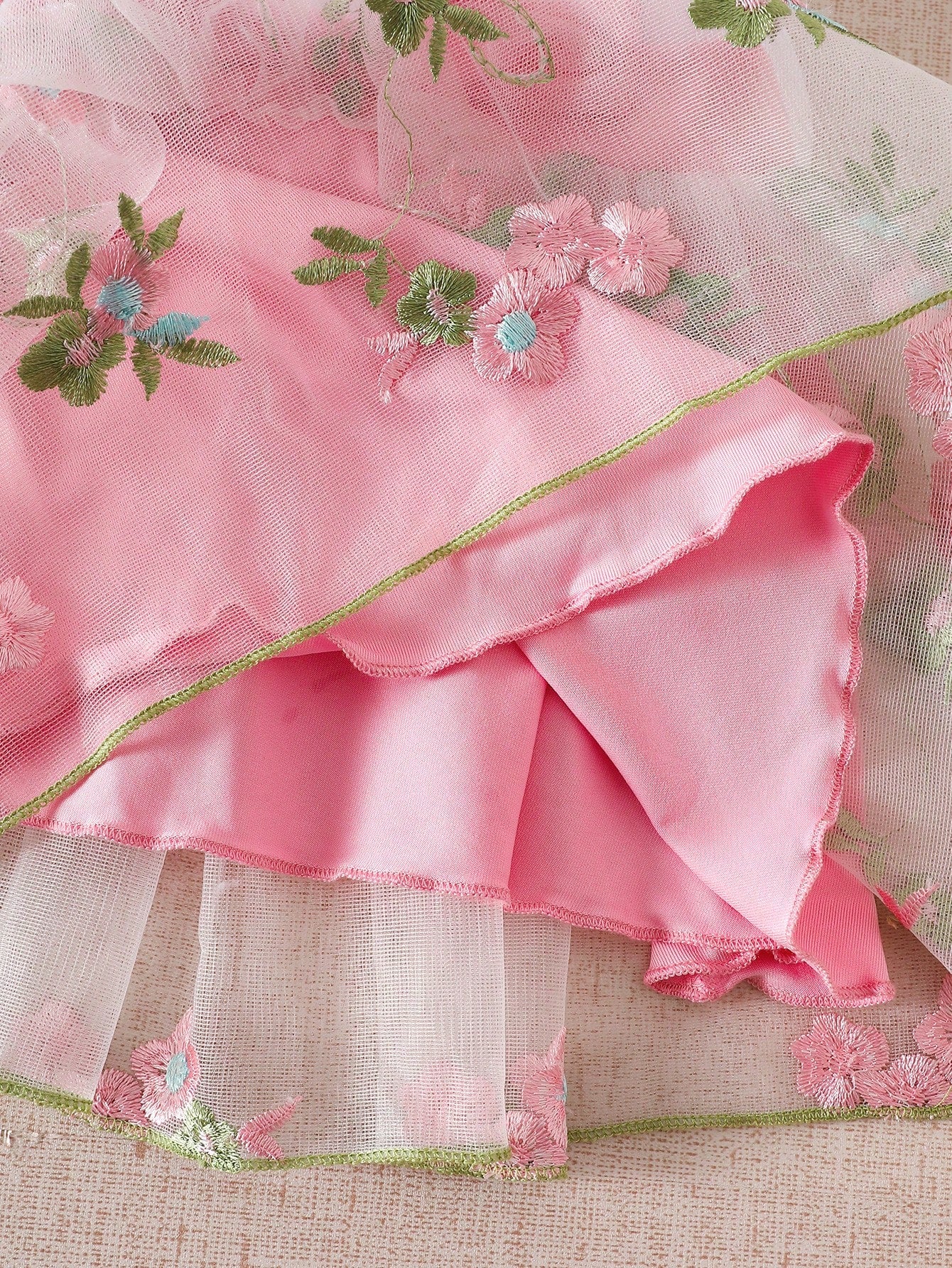 Summer Newborn Baby Girl White Sleeveless Patchwork Bow Pink Flower Embroidered Mesh Dress