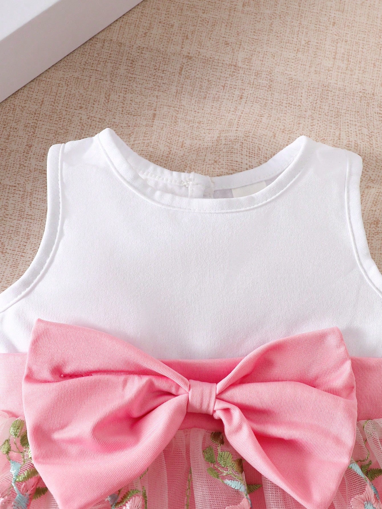 Summer Newborn Baby Girl White Sleeveless Patchwork Bow Pink Flower Embroidered Mesh Dress
