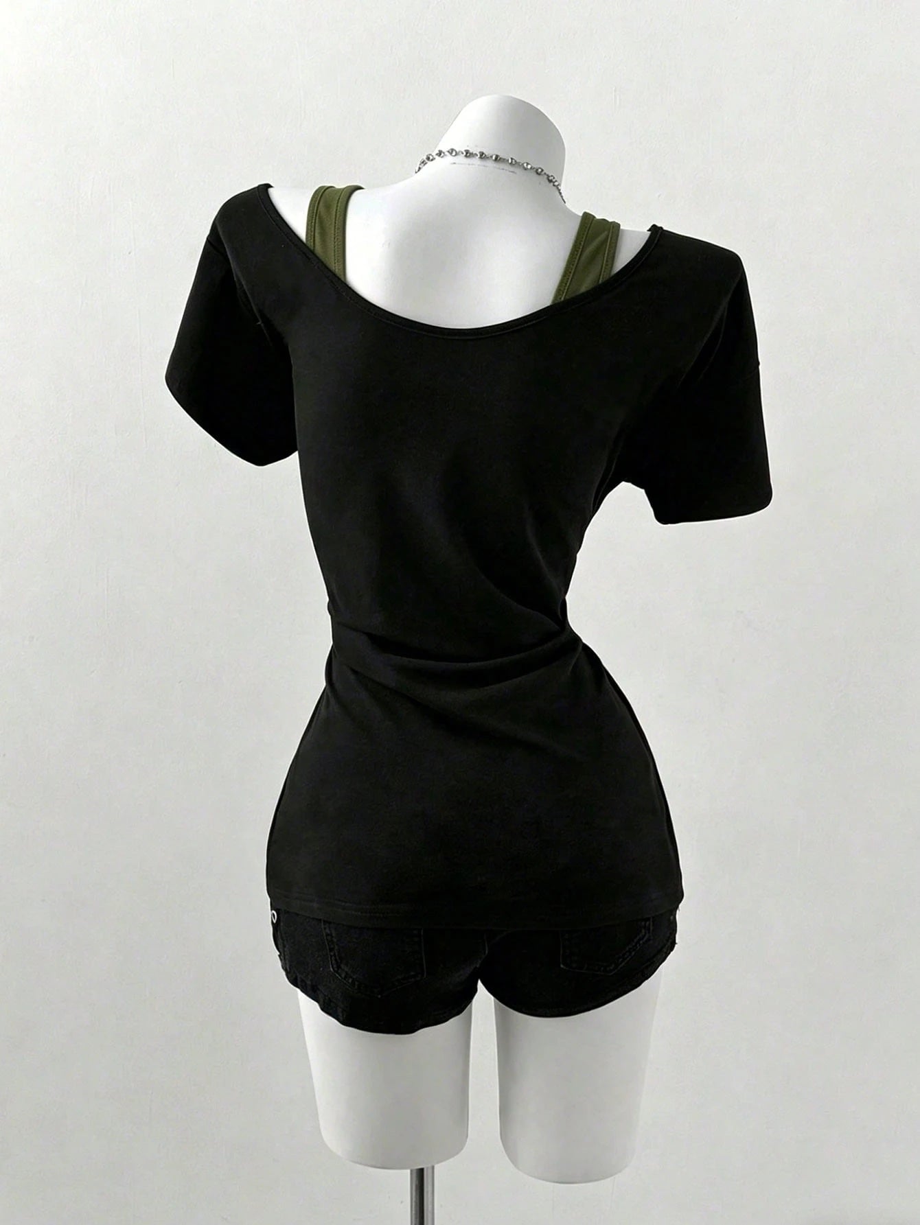 Sunspun Plus Size Oblique Shoulder 2 In 1 Skull Print Contrast Color Long Sleeve T-Shirt