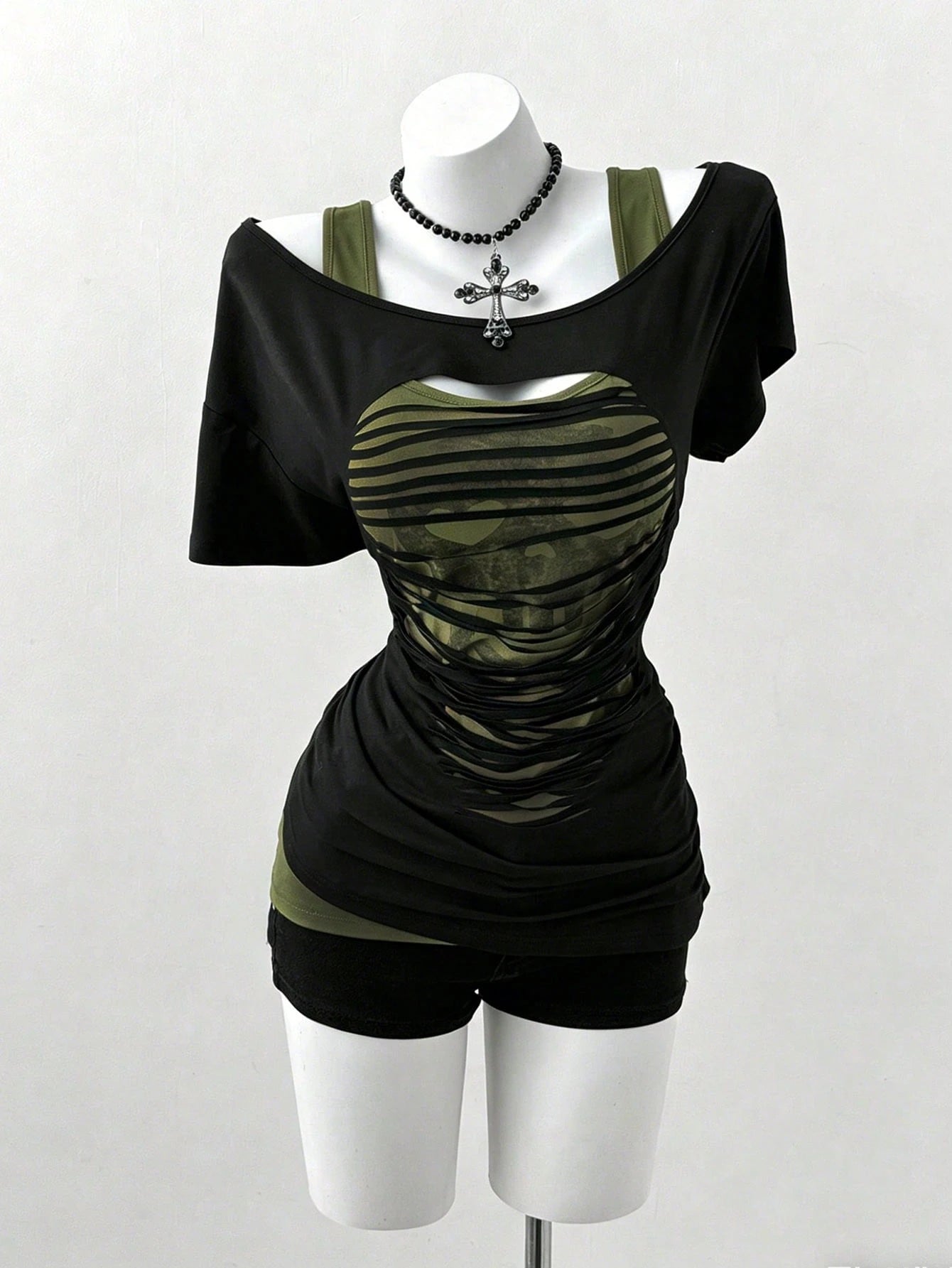 Sunspun Plus Size Oblique Shoulder 2 In 1 Skull Print Contrast Color Long Sleeve T-Shirt