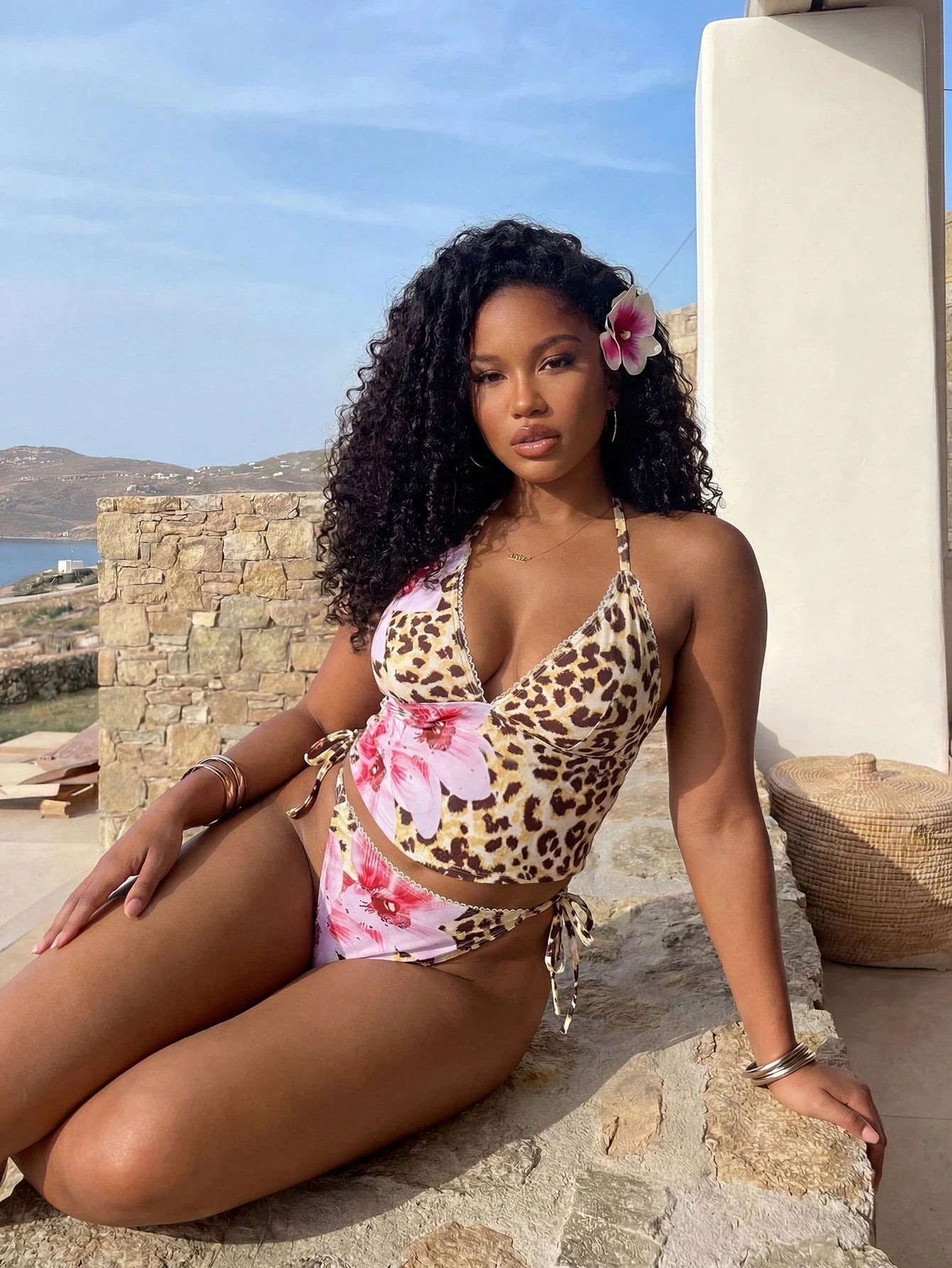 Swim Mod Women's Plus Size 2-Piece Leopard & Floral Print Spaghetti Strap V-Neck Tie Bikini Set, Tank Top Style Beach Bikini Set