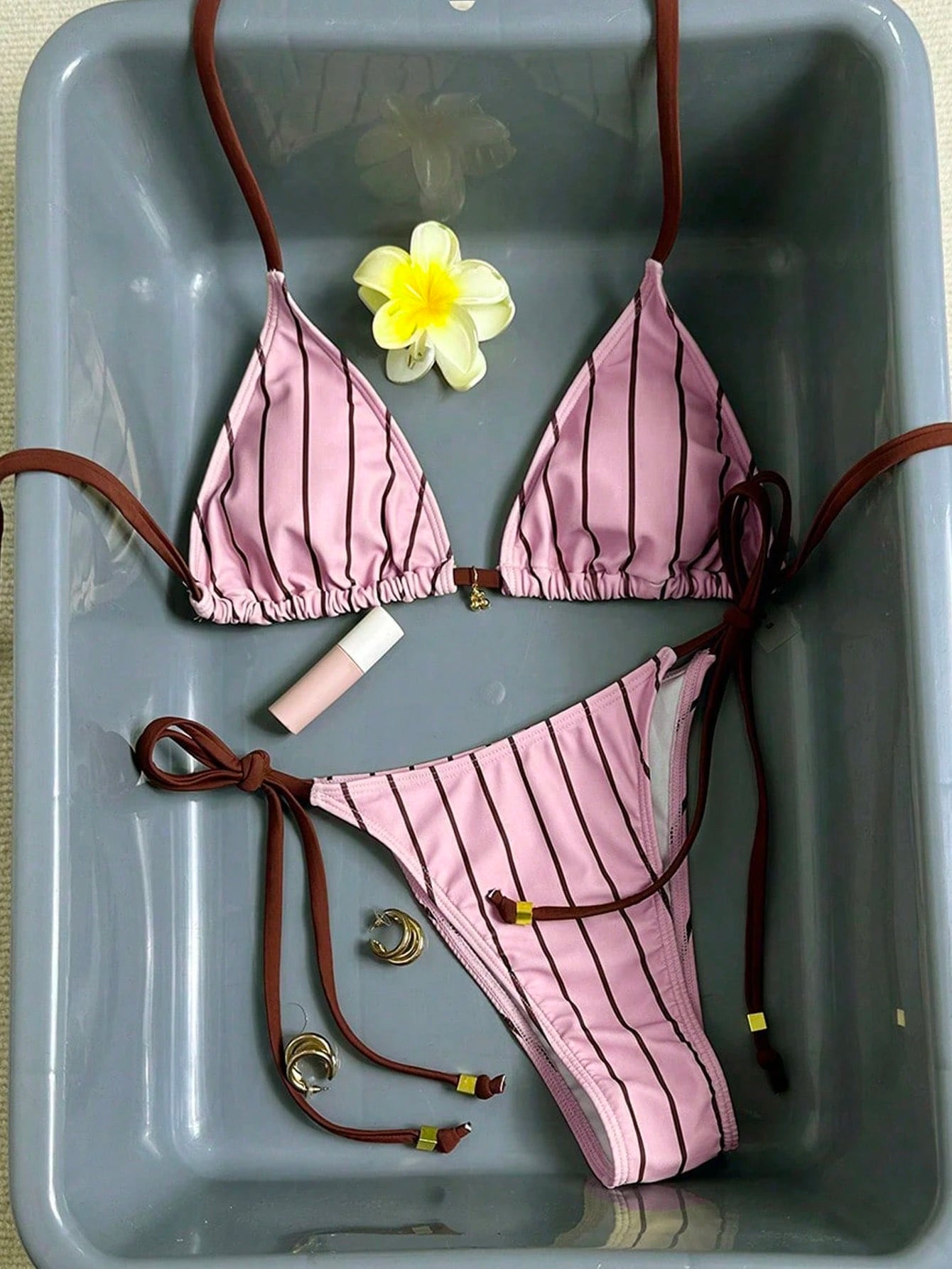 Swim Mod Women's Sweet Geometric Striped Contrast Color Vacation Swimwear Set