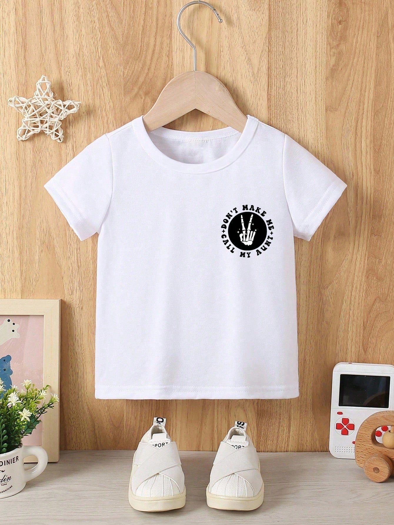 Toddler Boys Double-Sided Print Tee With Funny Bubble Letter Slogan, Solid Basic Design, Fashionable Casual Top For Little Boys.