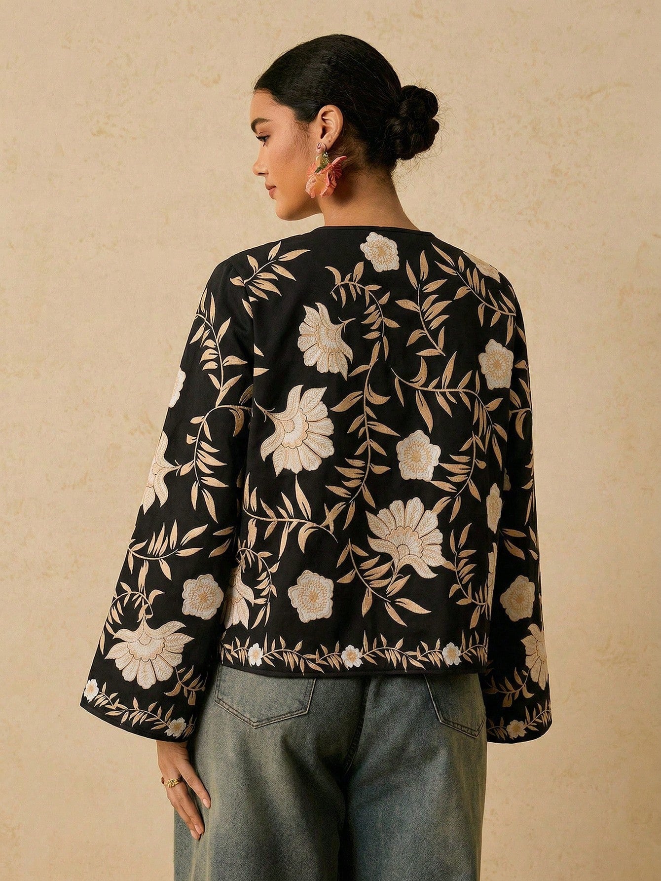 Travachic Plus Size Black Boho Blouse For Women,Retro Floral Print Tie Front Long Sleeve Shirt,Casual Autumn Silk Blouses For Summer Vacation Holiday Fall