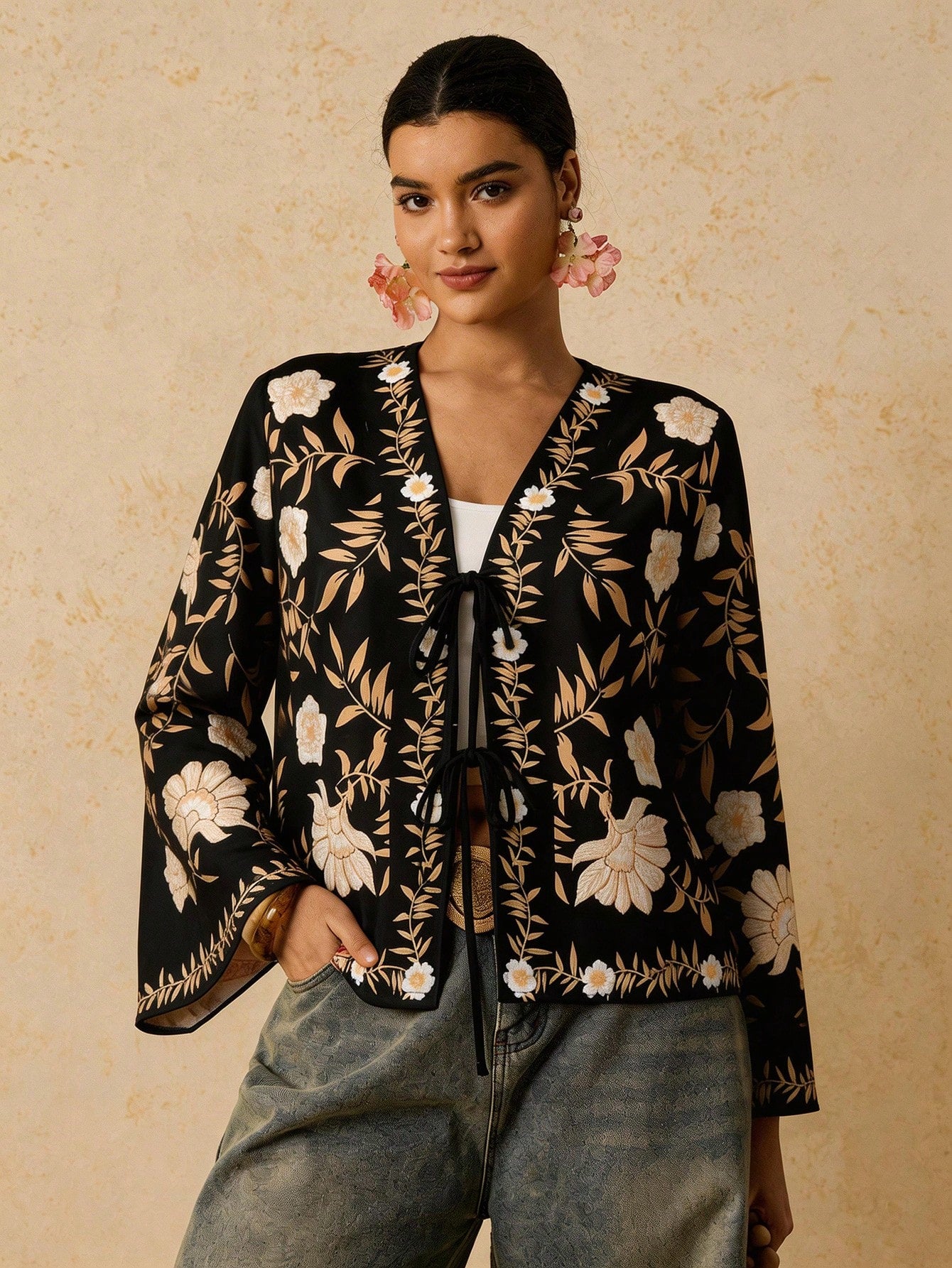 Travachic Plus Size Black Boho Blouse For Women,Retro Floral Print Tie Front Long Sleeve Shirt,Casual Autumn Silk Blouses For Summer Vacation Holiday Fall