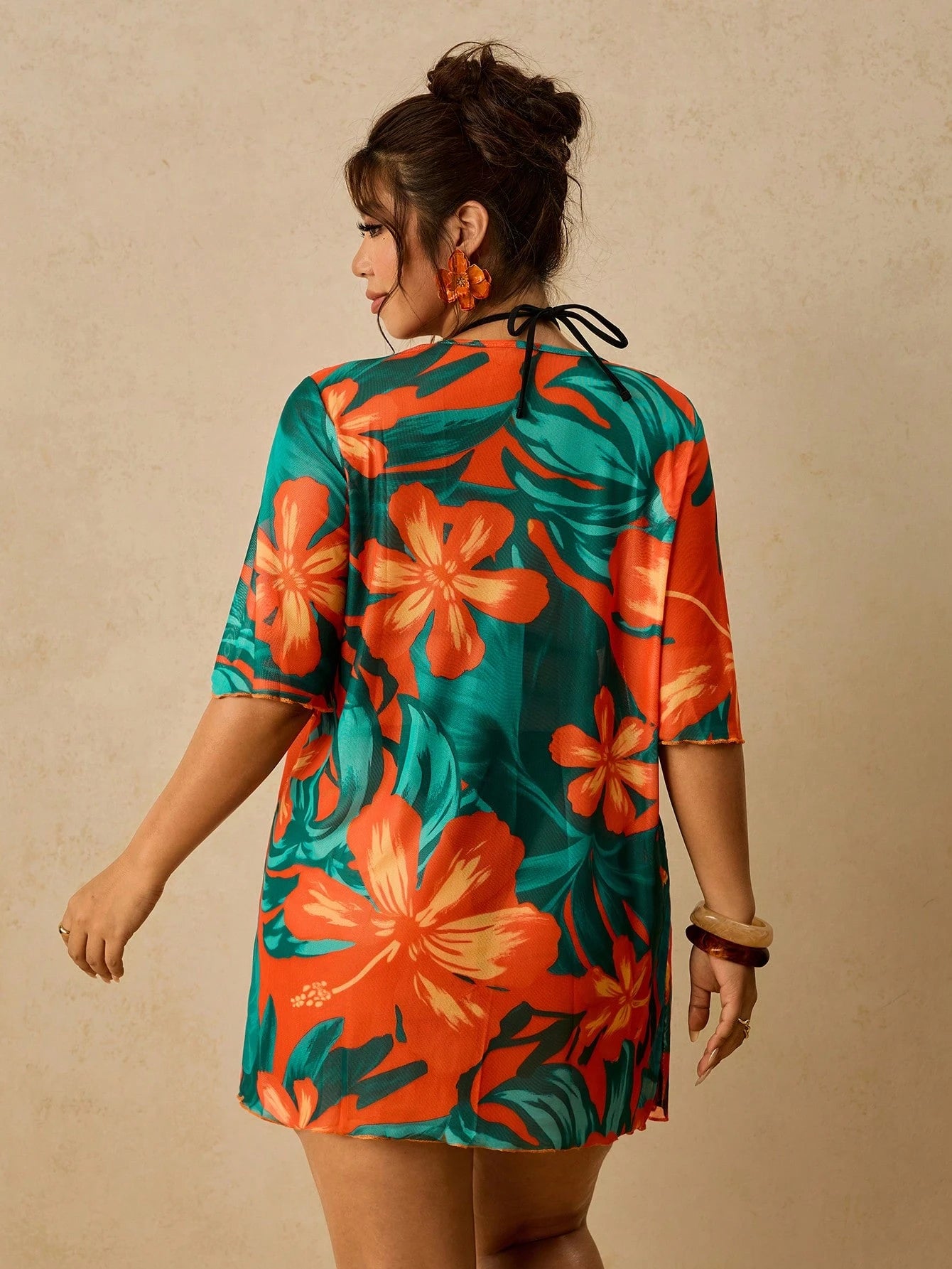 Travachic Plus Size Tropical Print Split Hem Beach Vacation Cover-Up Orange Summer Vacation Beach, Island Vacation, All-Season Style, Tropical Print.
