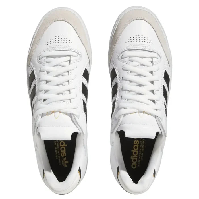 sneakers adidas