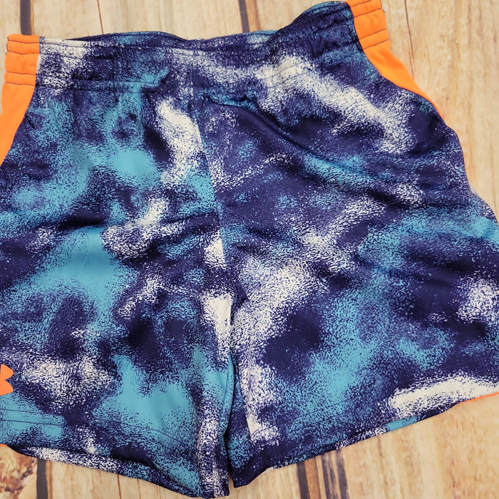 UA BOYS SAND CAMO DEFENDER SHORT GRAY MIST