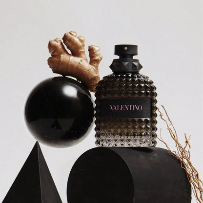VALENTINO Born In Roma Uomo Eau De Toilette Spray, 50ml/ 1.7 Fl Oz, Woody & Earthy Scent