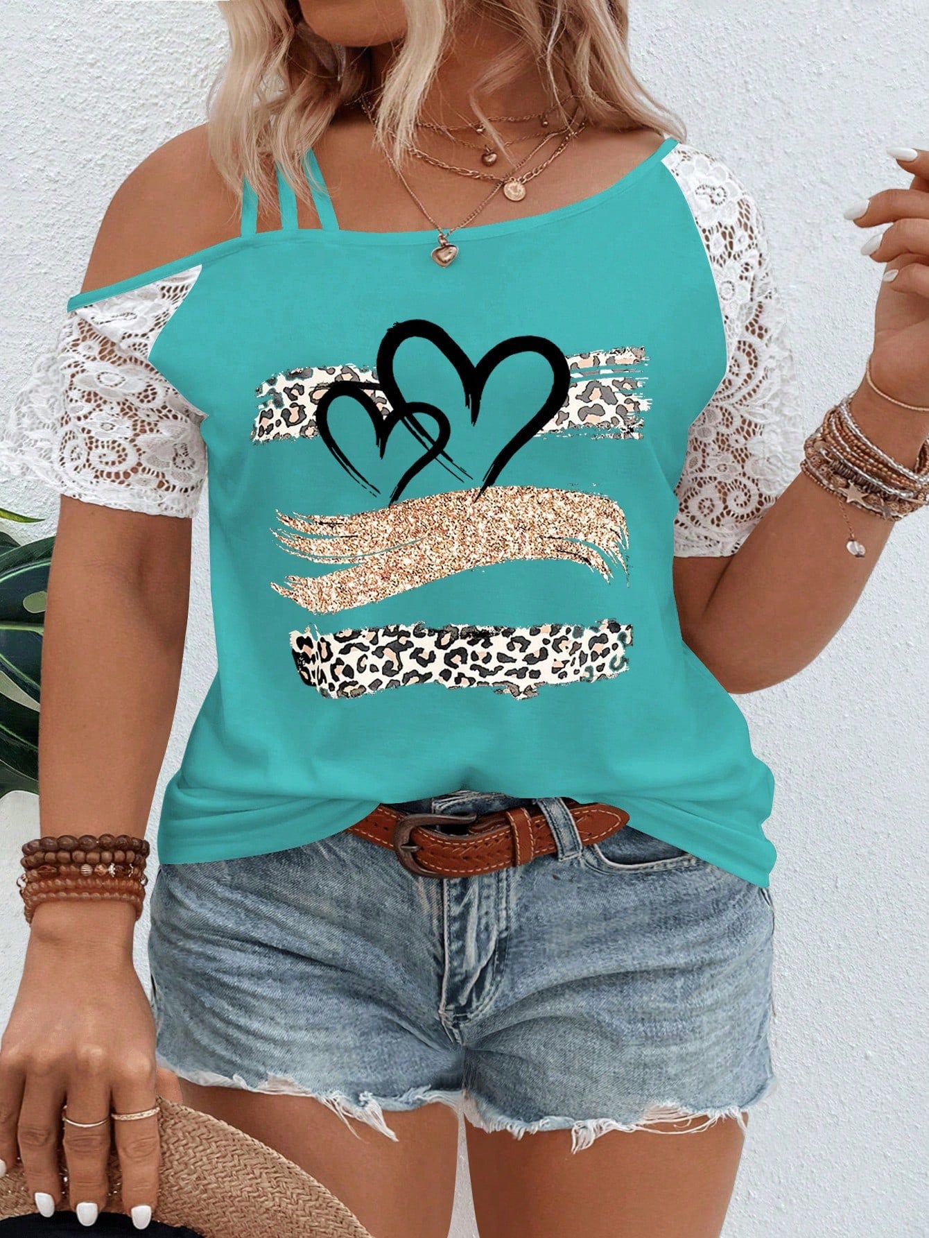 VCAY CURVE Plus Size Asymmetrical Neckline Lace Short Sleeve Leopard & Heart Print Casual T-Shirt, Spring/Summer