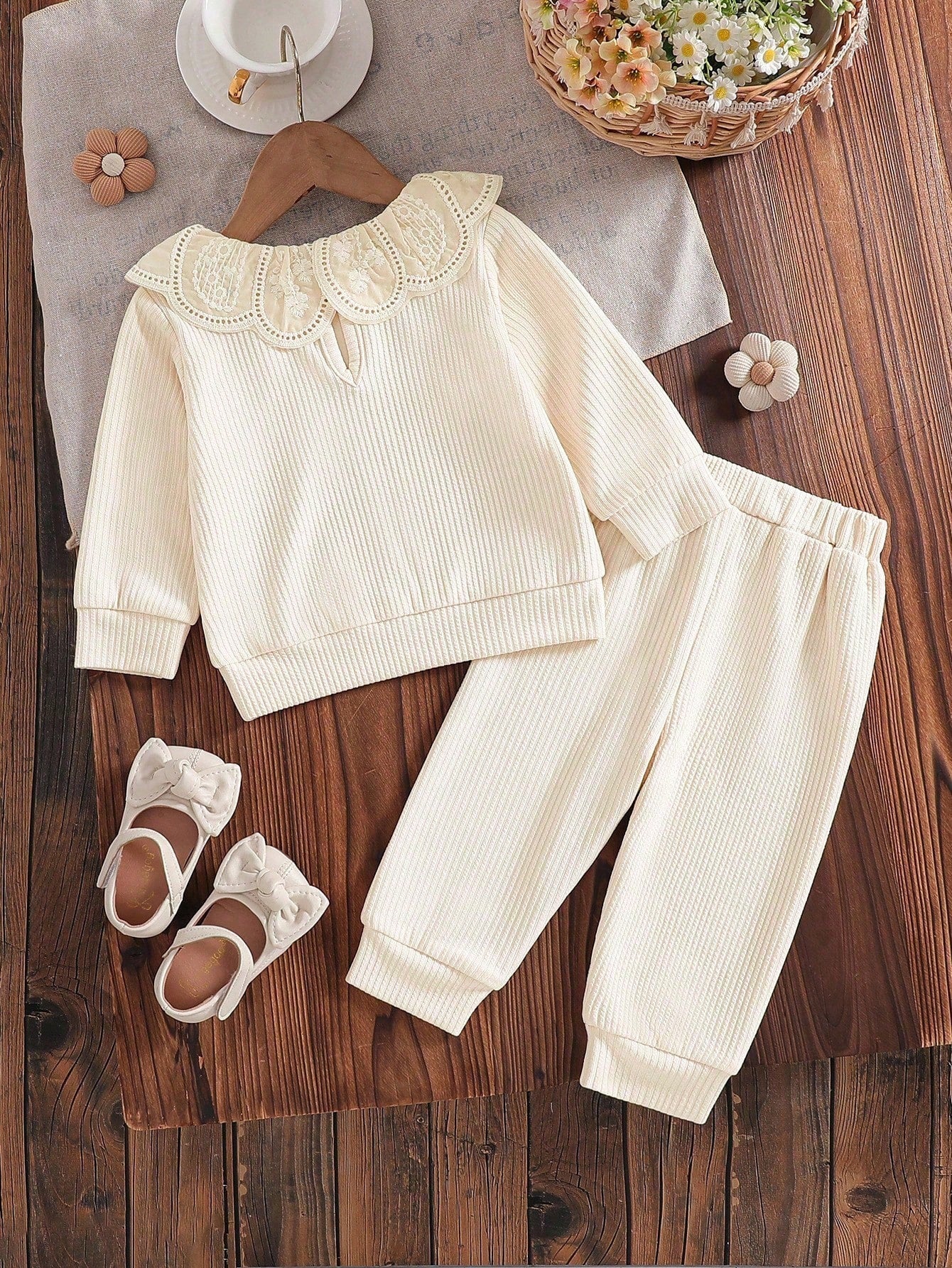 Vintaside Kids 2pcs/Set Baby Girl Outfit, Simple Design, Chic Collar, Spring, 5-12 Months Fall Winter