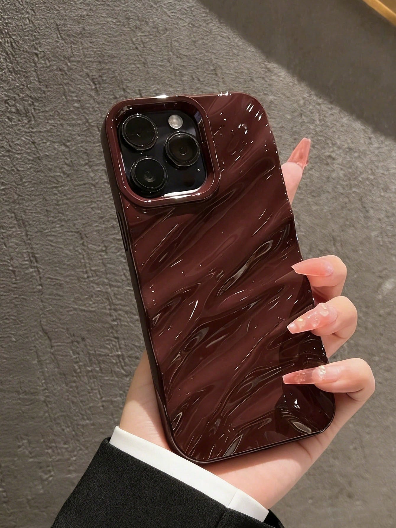 Wave Ripples 1pc Wine Red New Glossy Wavy Pattern Protective Case Compatible With IPhone 17 Pro Max/17/17 Pro/16 Pro Max/16/16 Pro/16 Plus/15 Pro Max/15 Pro/15 Plus/15/14 Pro Max/14 Pro/14/13 Pro/13/1
