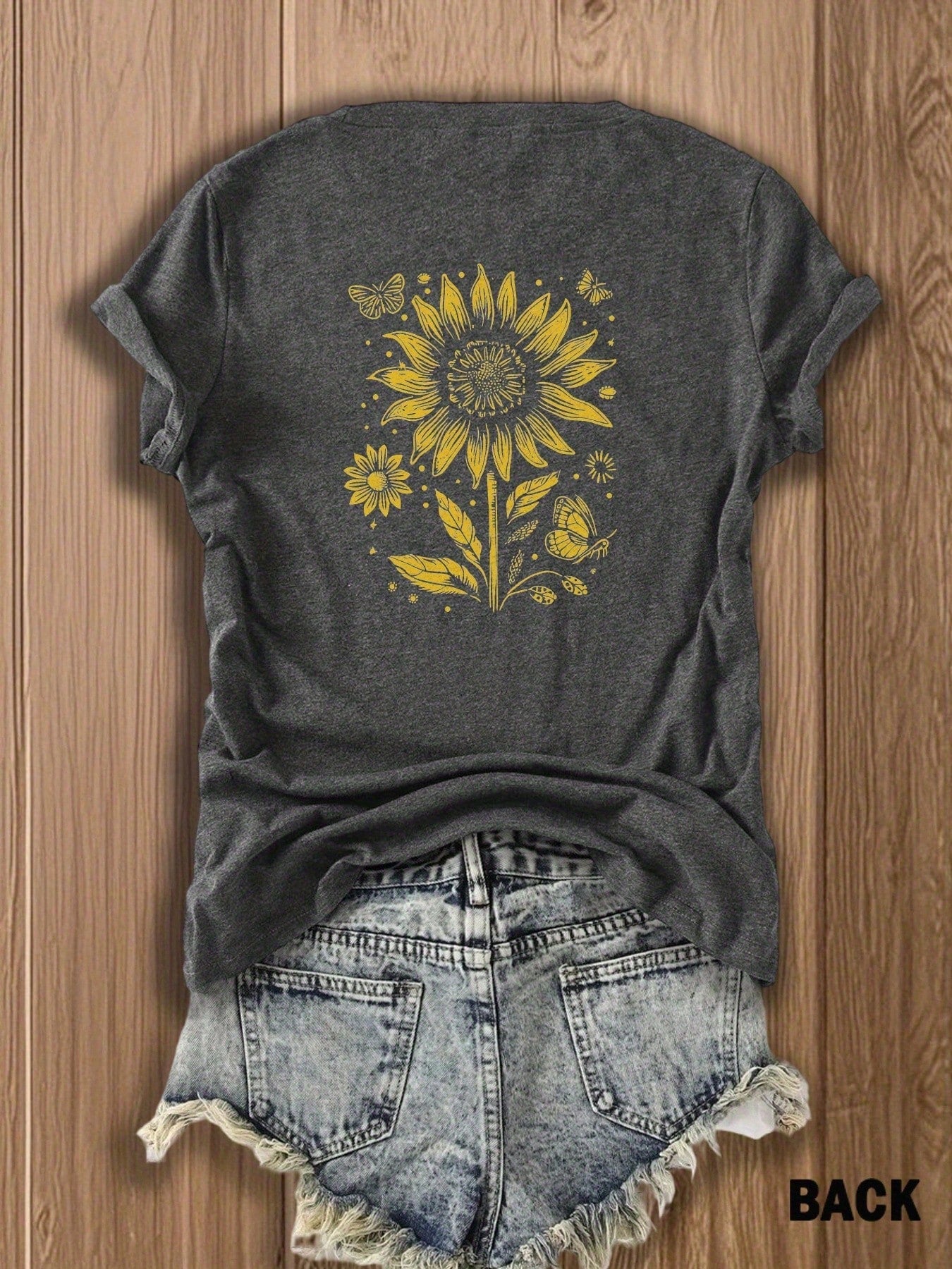Women's Double-Sided Print T-Shirt Juneteenth Independence Day Gift Charming Sunflower Print Vintage Style Graphic Tee Summer Casual Wear Fashion Floral Design Top