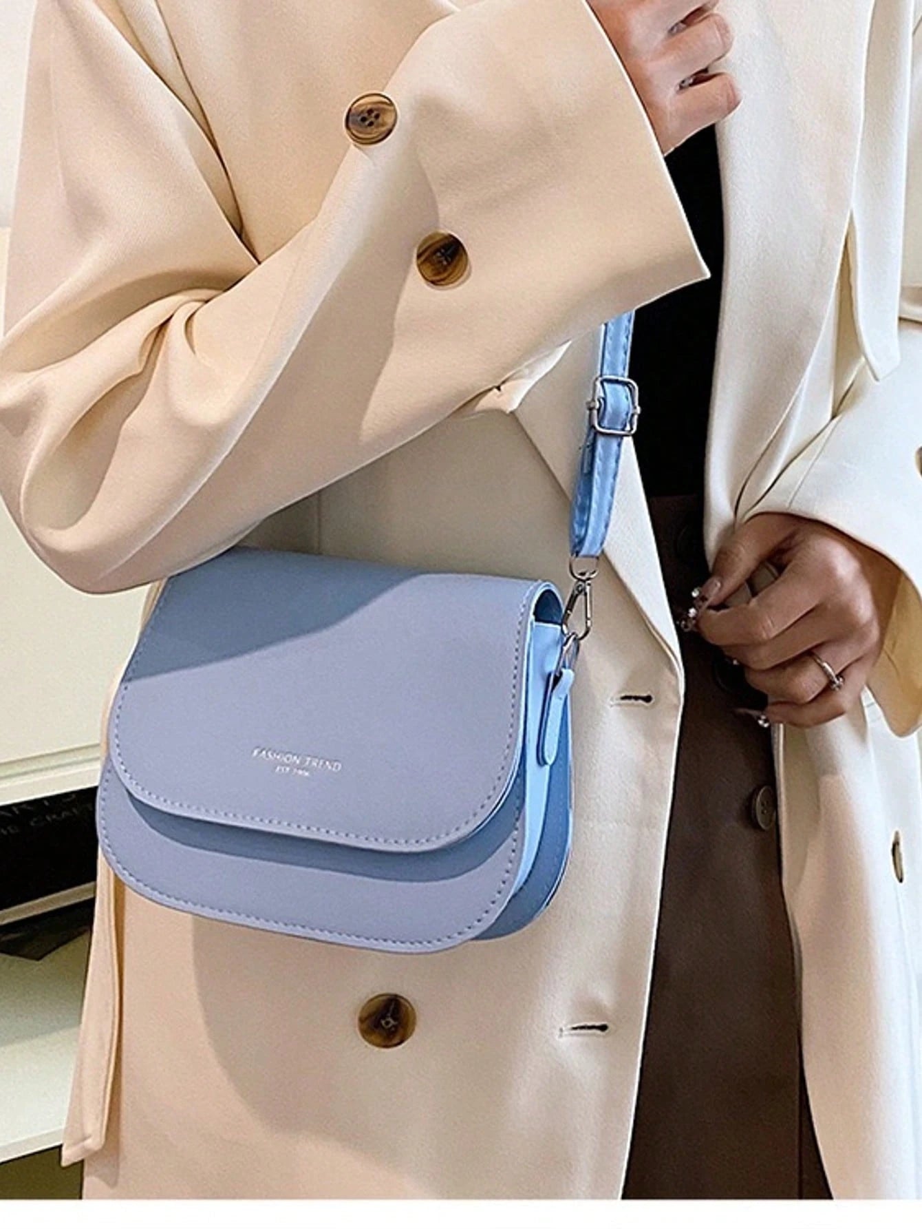 Women's Leather Shoulder Bags, Square Bags, Handbags, Crossbody Bags, And Arm-Crossing Strap Bags, Ideal For Office Workers, Commuters, And Students