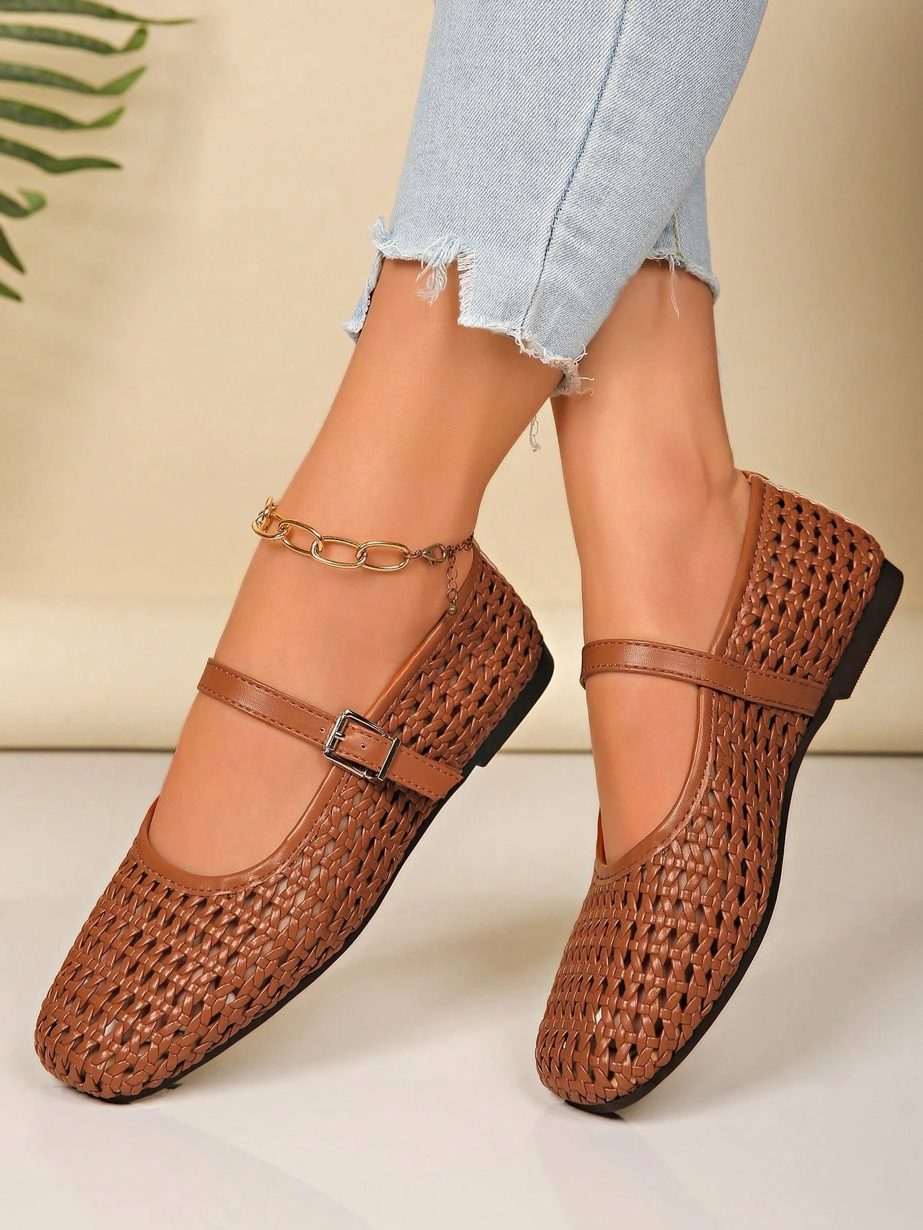 Women's Summer New Fashion Flat Shoes, Hollow-Out Buckle Design, Comfortable Wear, Suitable For Travel, Vacation, Mother's Day, Ballet