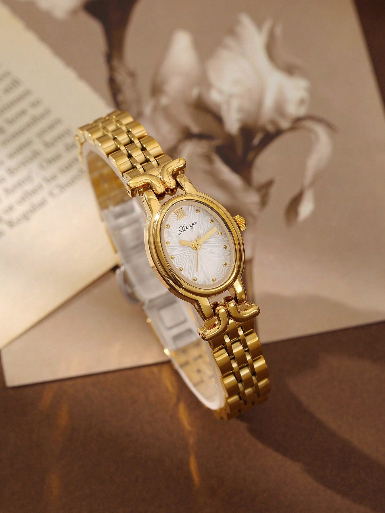 XIVIYA 1pc Women's Gold French Elegance Oval Dial Waterproof Watch, Premium Quality, Great For Gifts
