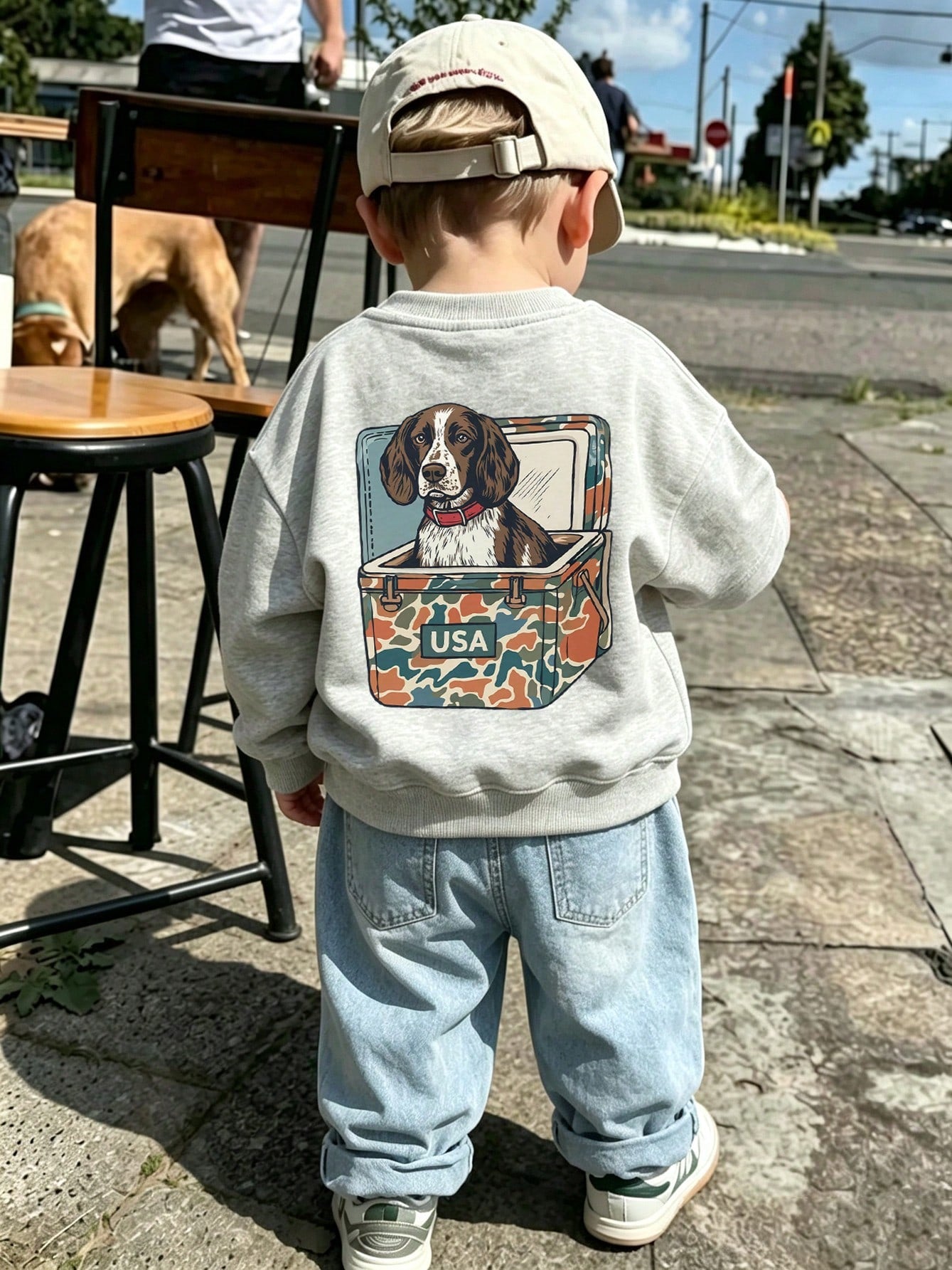Young Boy Printed Long-Sleeve Crewneck Sweatshirt, Student Casual Wear, Perfect For Boy Getting Ready To Play