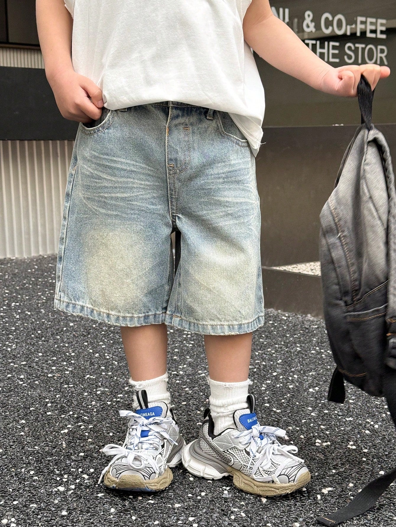 Young Boy Summer Retro Vintage Washed Cat Whiskers Loose Fit Blue Denim Bermuda Shorts, Spring/Summer Streetwear And Spring Break