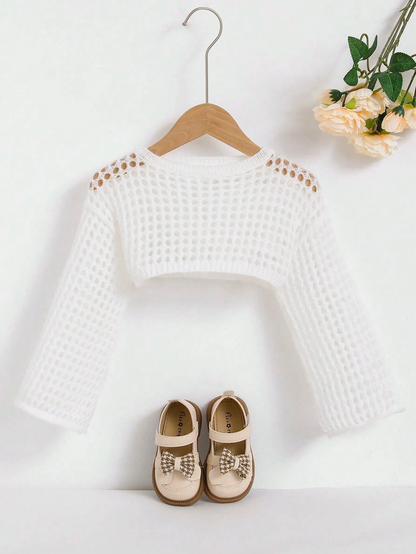 Young Girls' White Hollow Out Crop Sweater,Cute Bowknot Decor Drop Shoulder Round Neck Knitted Sweaters,Soft Casual Top For Daily,School,Vacation