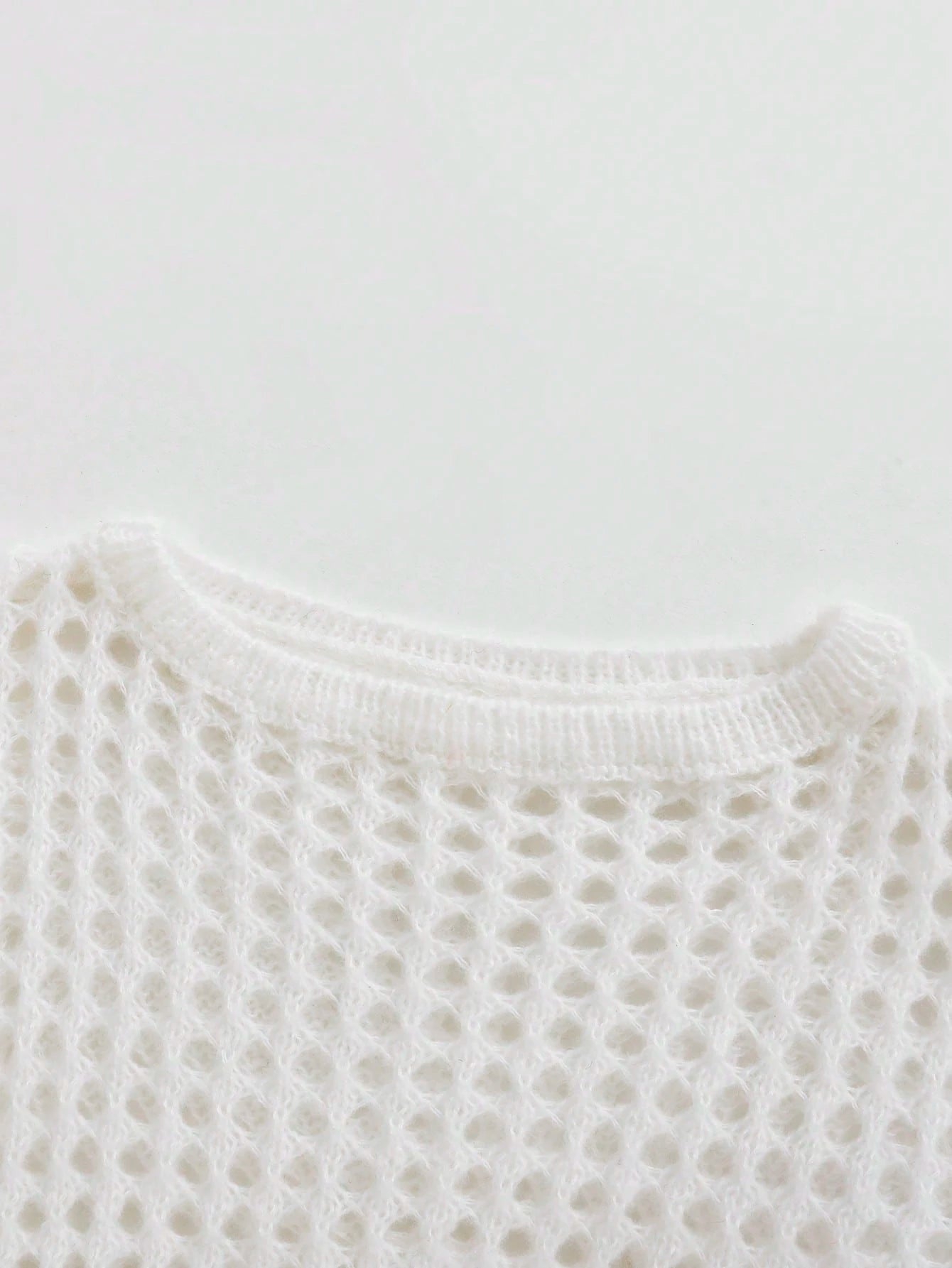 Young Girls' White Hollow Out Crop Sweater,Cute Bowknot Decor Drop Shoulder Round Neck Knitted Sweaters,Soft Casual Top For Daily,School,Vacation